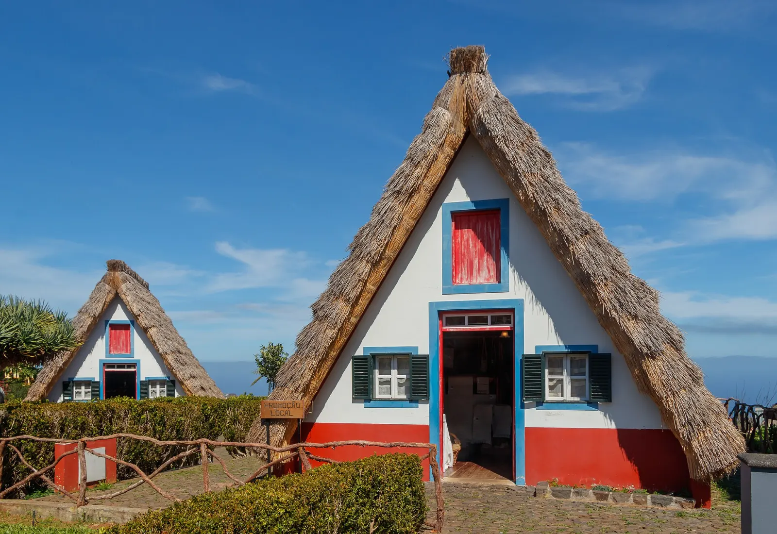 Traditionelle Häuser von Santana