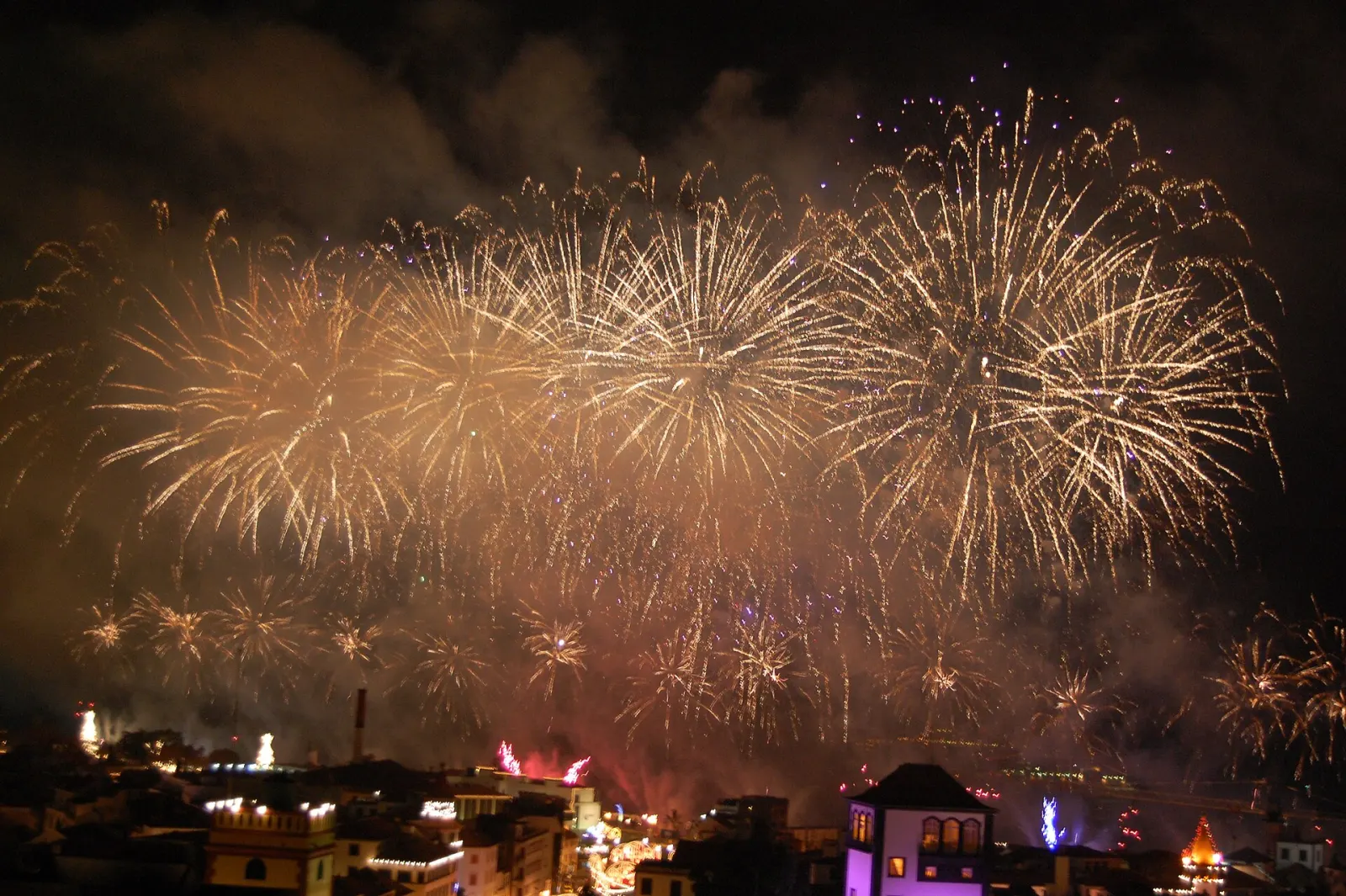 Madeira New Year's Eve Fireworks: A Practical Guide to Funchal's Show