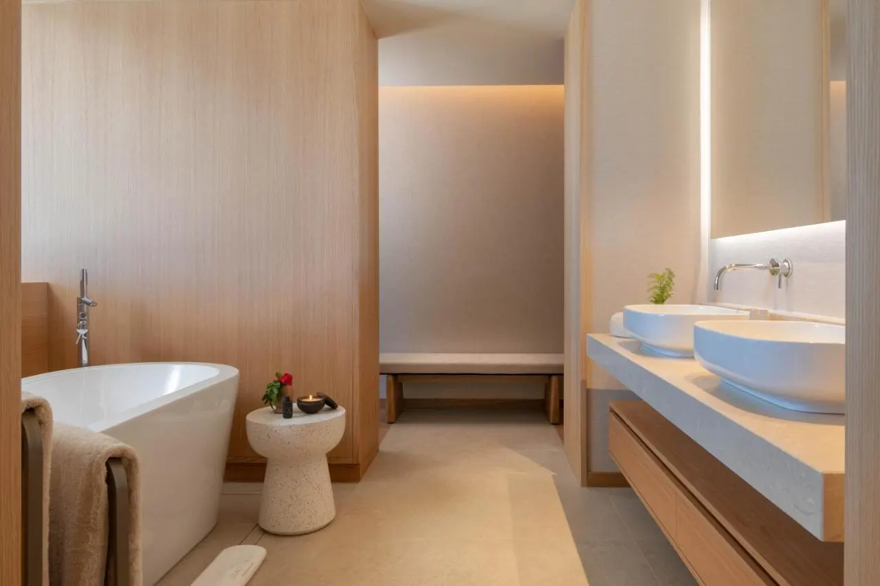 Legacy Ithos Boutique Hotel