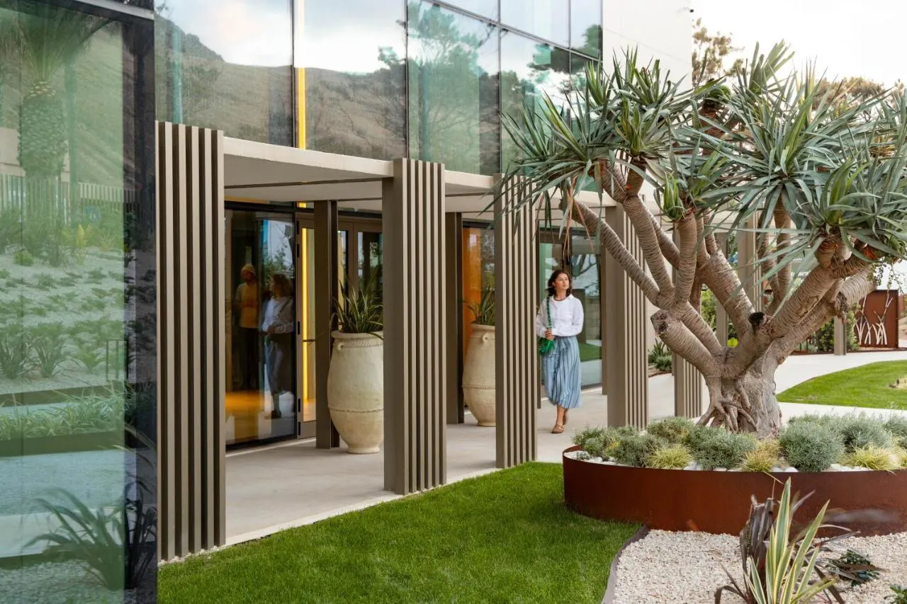 Legacy Ithos Boutique Hotel