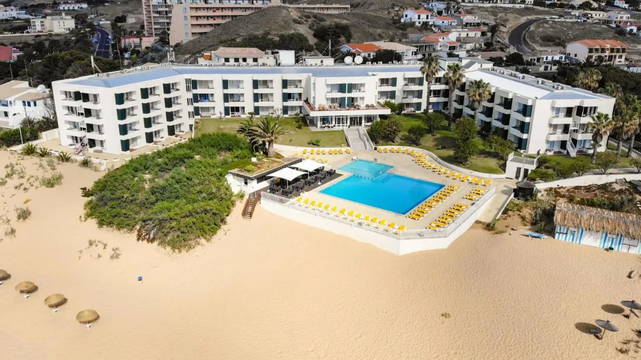 Vila Baleira Suites